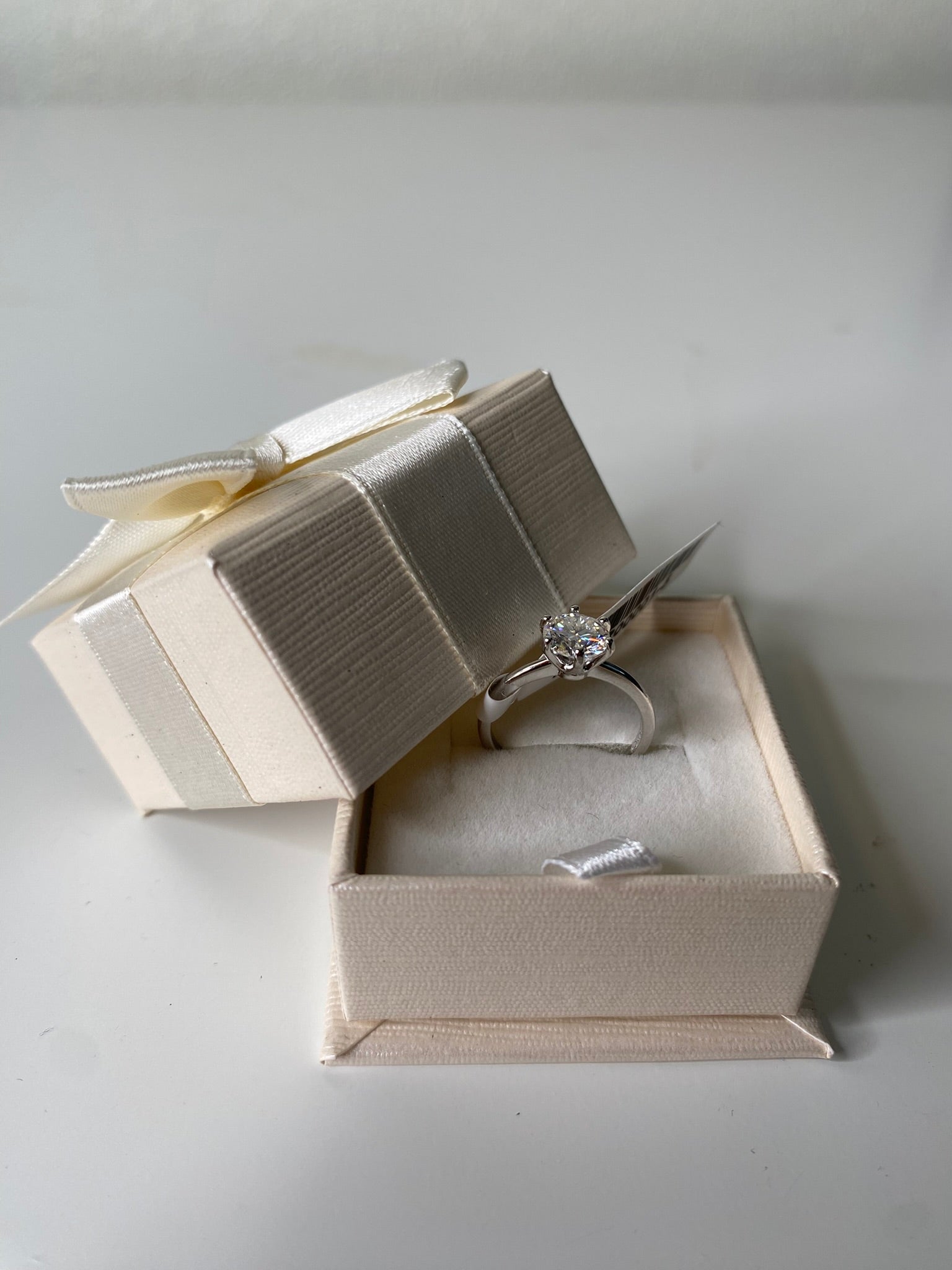 Engagement Ring Rhodium Plated 925 Sterling Silver Moissanite 1ct